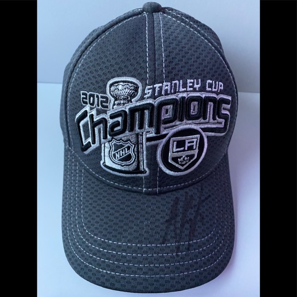 2012 Stanley Cup Cap & T-Shirt - Picture 13 of 15
